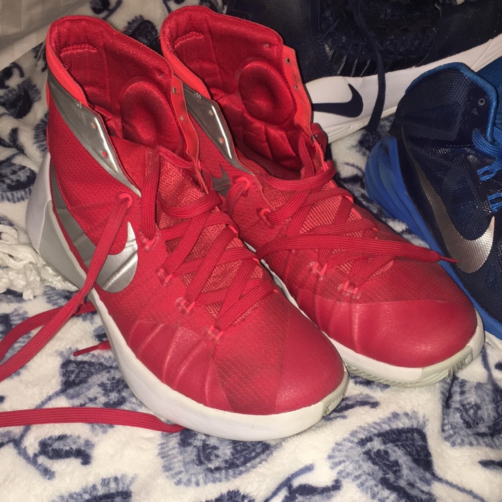 Basketball Hyperdunks - image 1